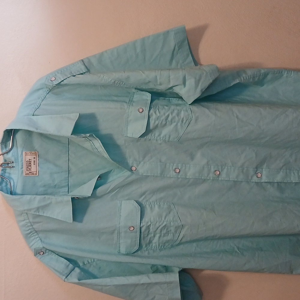 Men's Free Planet short sleeve lt blue 3X button down shirt